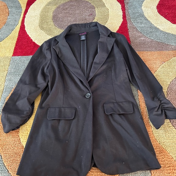 Black 3/4 Sleeve Stretchy Knit Material Blazer Jacket Junior’s Size Medium - Picture 1 of 4
